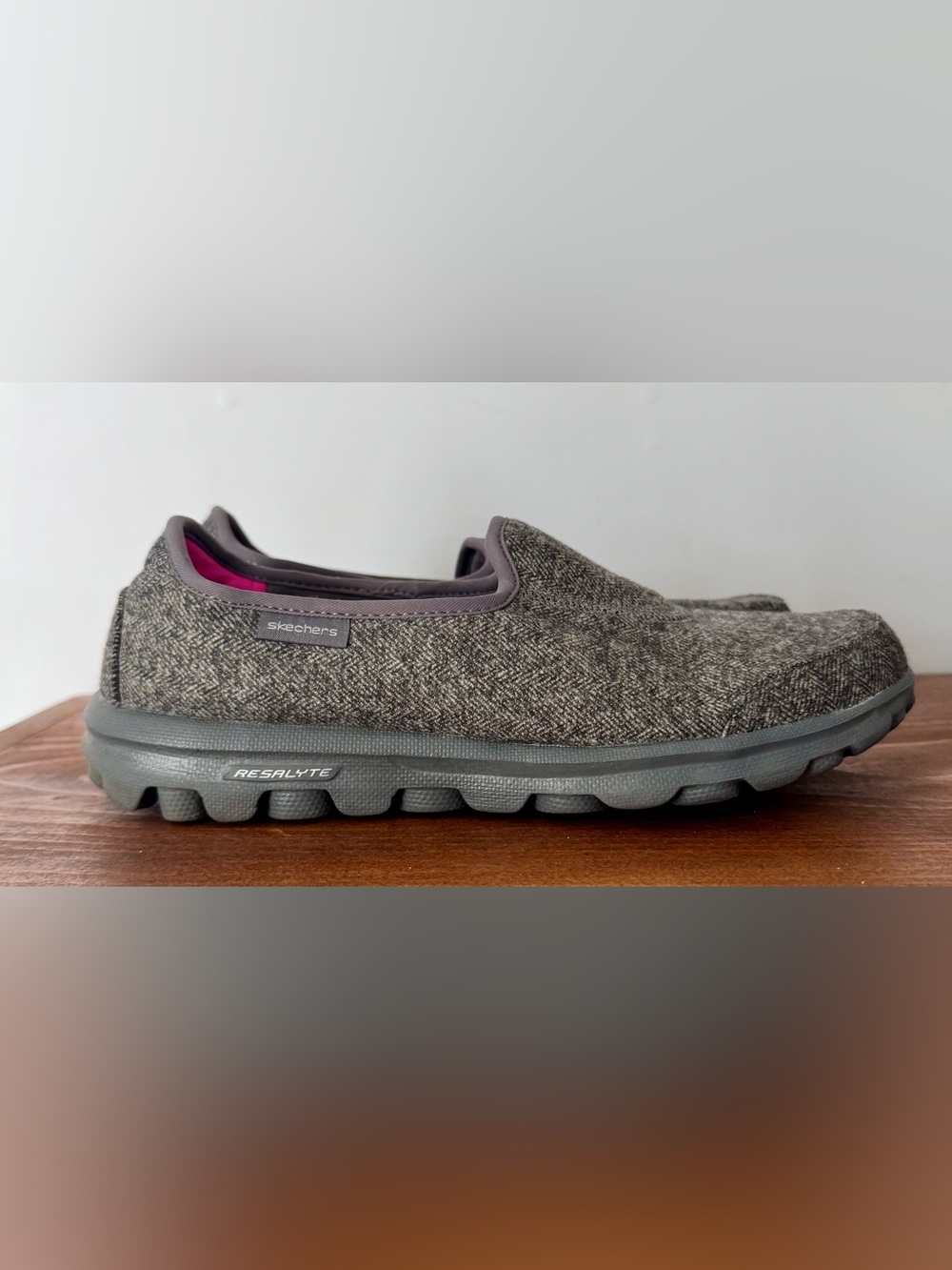 Skechers GOwalk Women’s Slip-On Shoes Size 7.5 - Gray